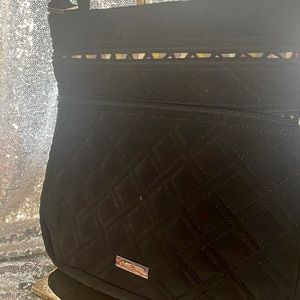 * Vera Bradley _ Black